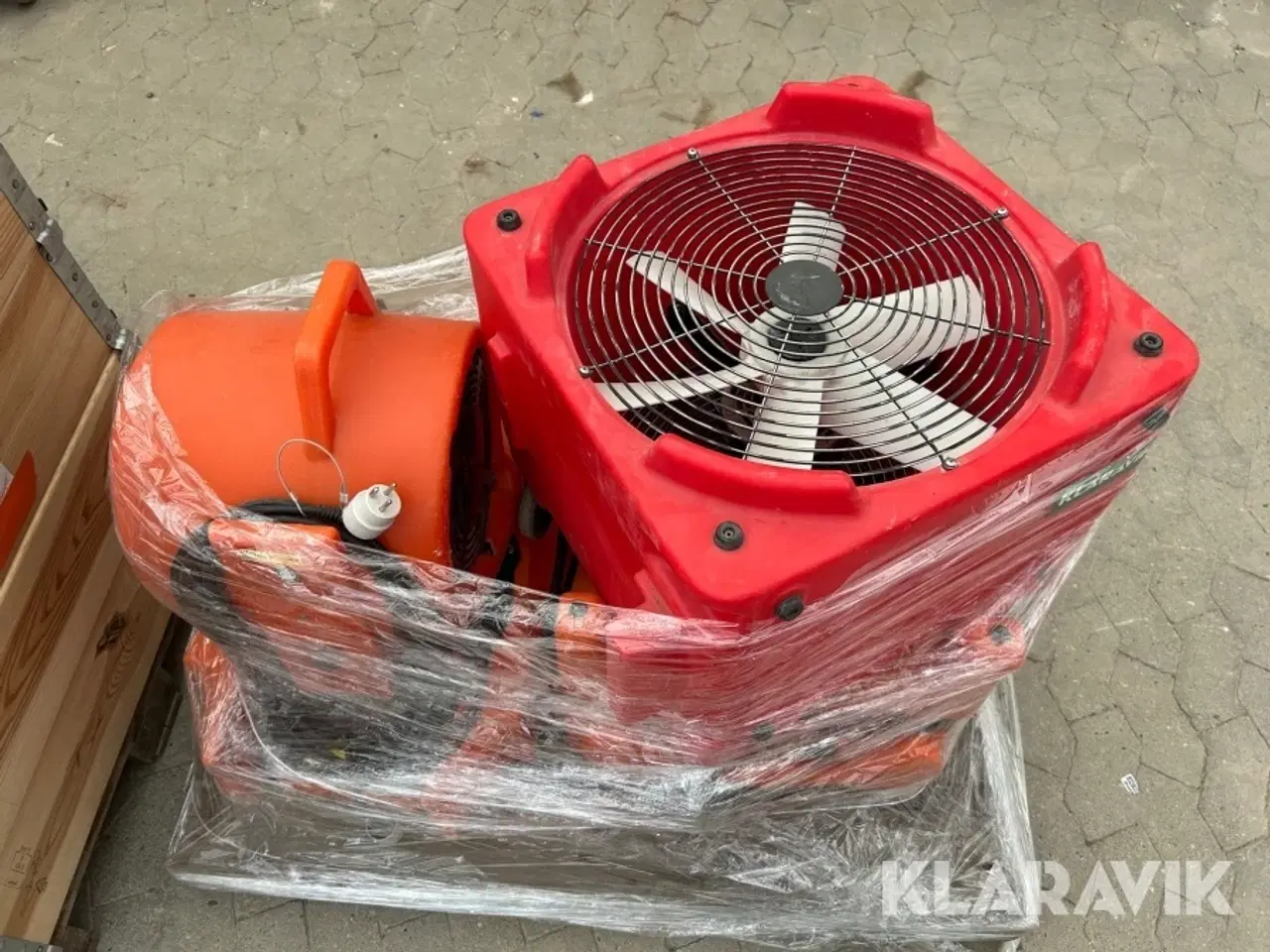 Billede 4 - Ventilatorer & slanger 4 styk