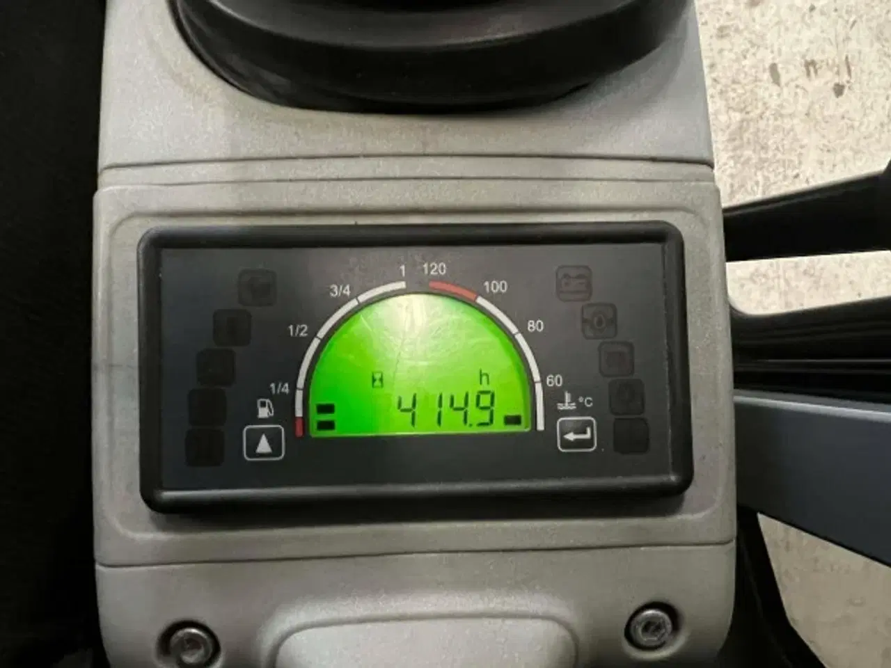 Billede 16 - WACKER NEUSON ET 18 - 2T / Compacttilt tilt, VDS undervogn, udskydelig gravearm & 3 skovle