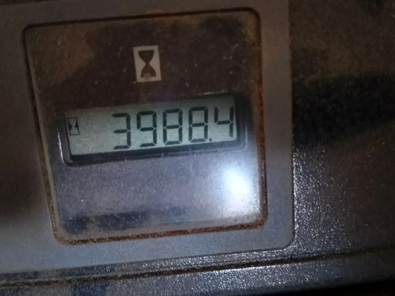 Billede 16 - Case IH 5130 Maxxum Med frontlæsser, siloskovl, balletang & ballespyd