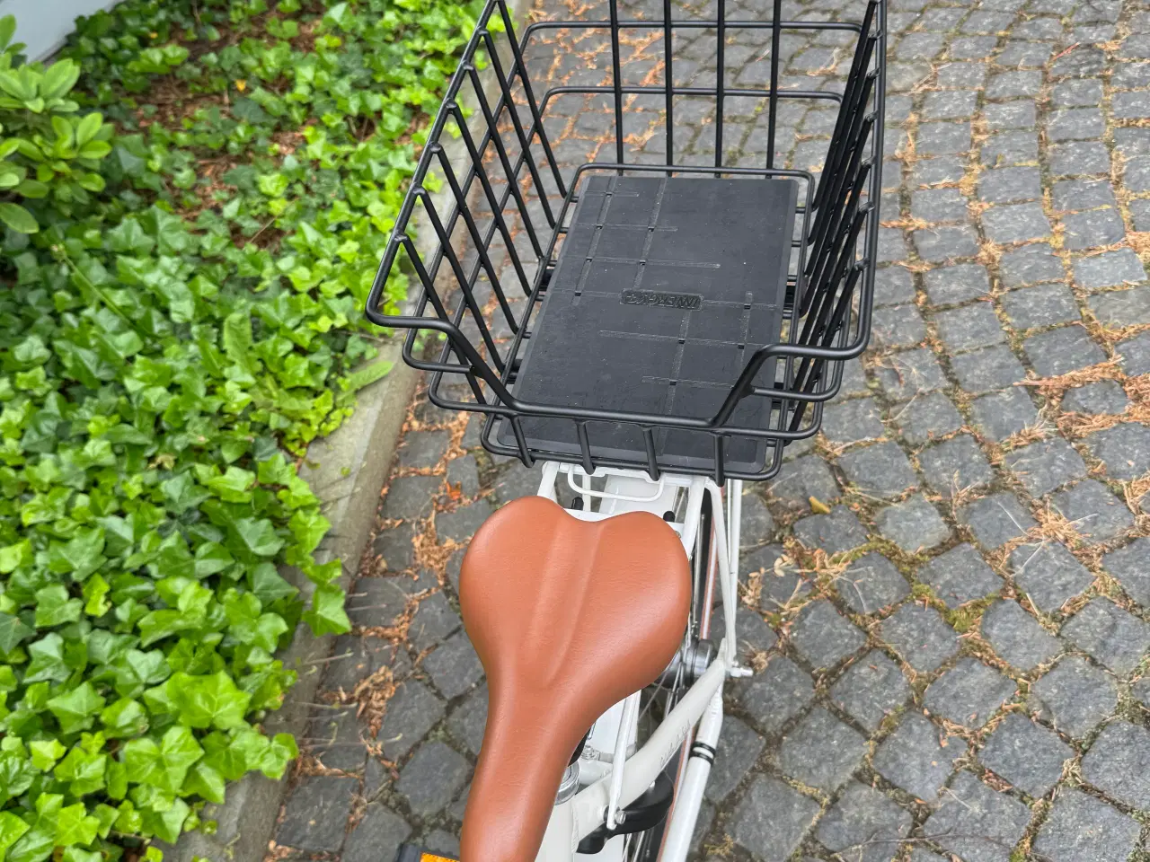 Billede 5 - Næsten ny Winther pige cykel 26”