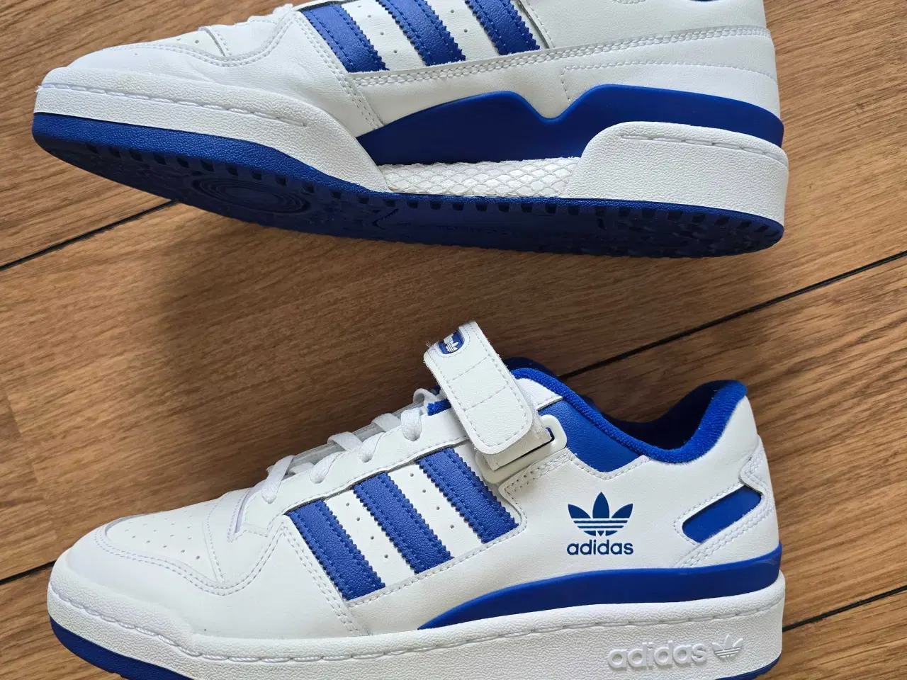 Billede 5 - Adidas sneakers str 44