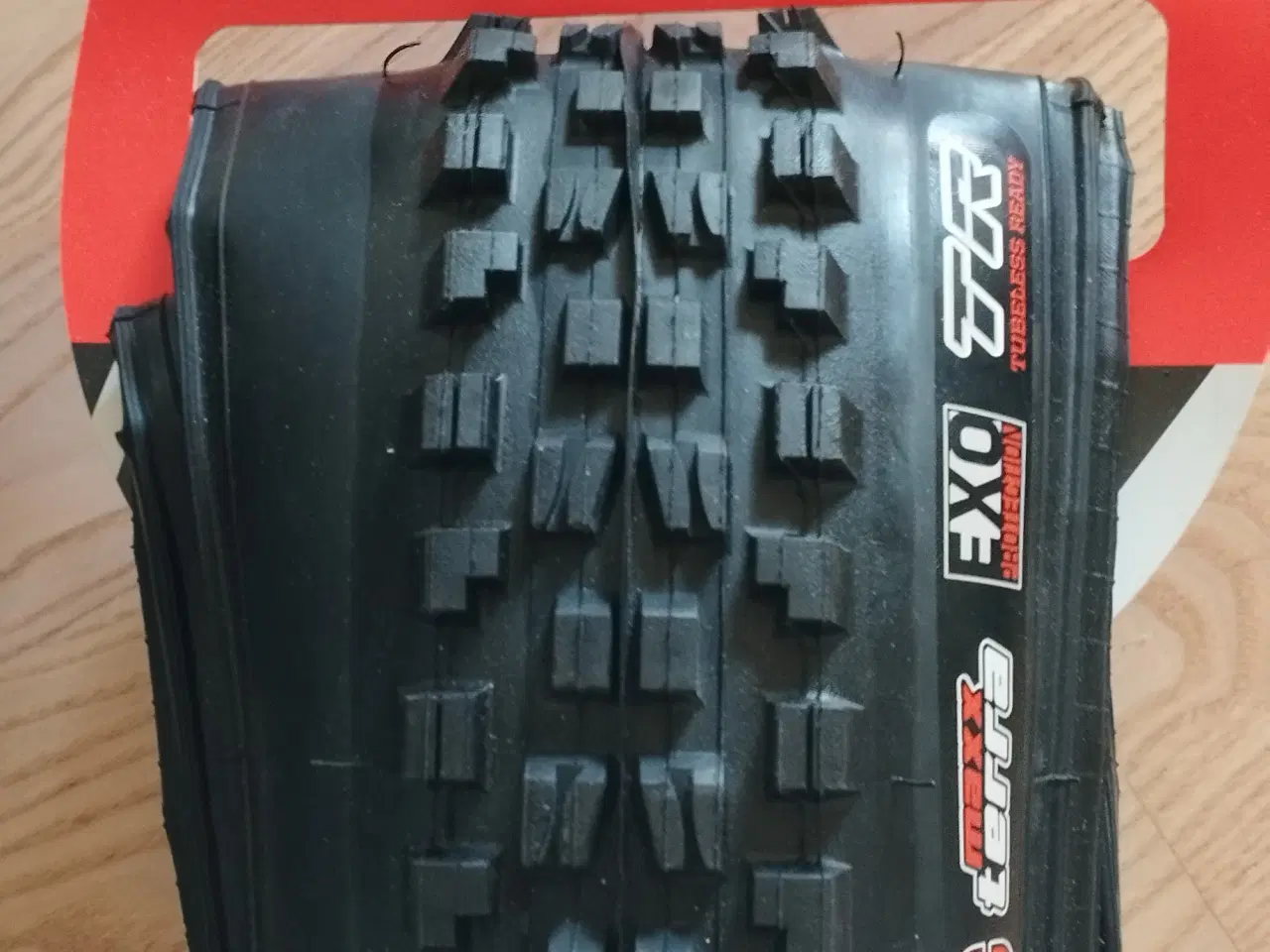 Billede 2 - 2 stk Cykeldæk, Maxxis Minion DHF 3C Maxx Terra/EX