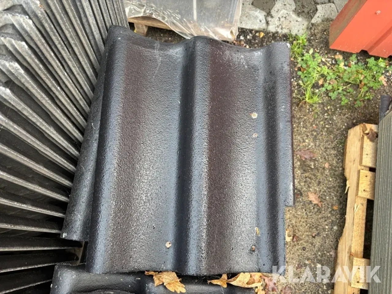 Billede 12 - Sorte tagsten 160+ styk