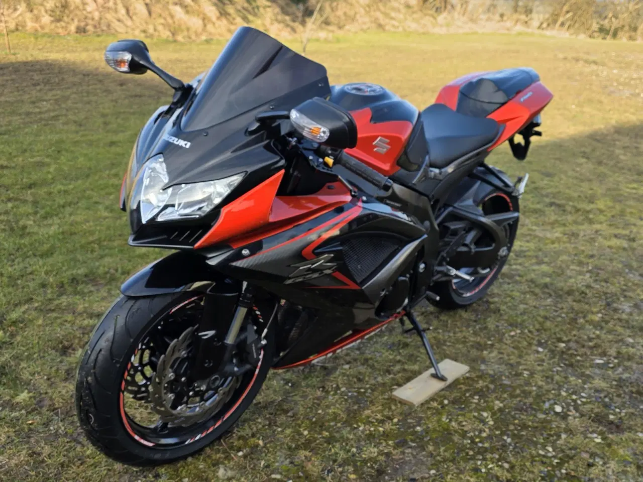 Billede 1 - Suzuki GSXR750 K8