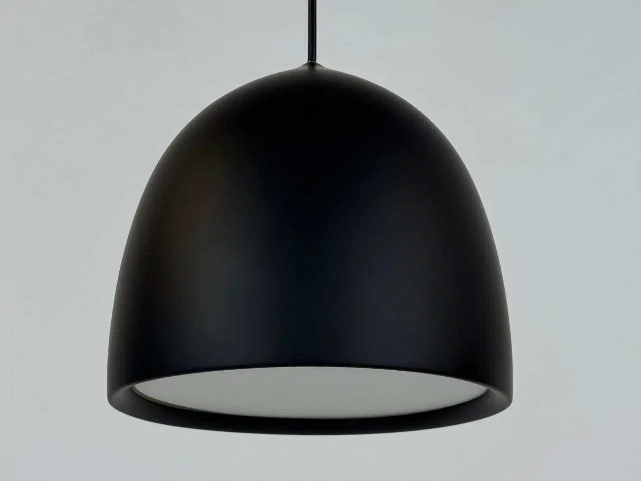 Billede 3 - Fritz Hansen Suspence P1 Pendel - Sort Ø24 cm