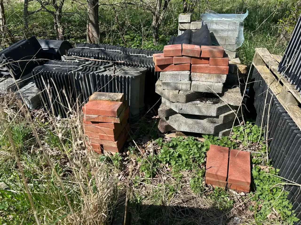 Billede 2 - MONIER TAGSTEN B&C, almindelige og sidesten