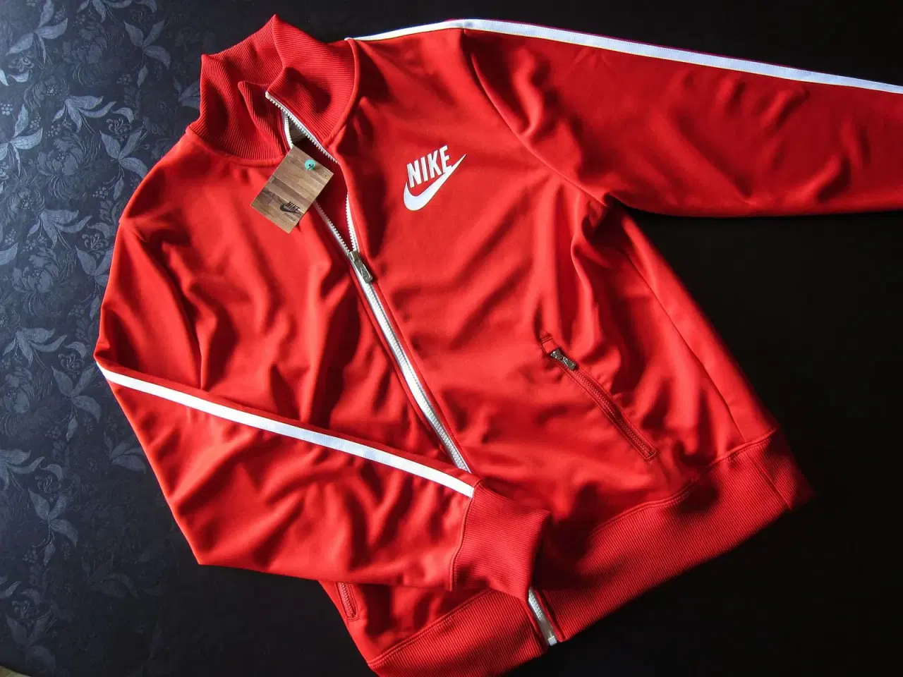 Billede 1 - Nike cardigan/jakke (NY)