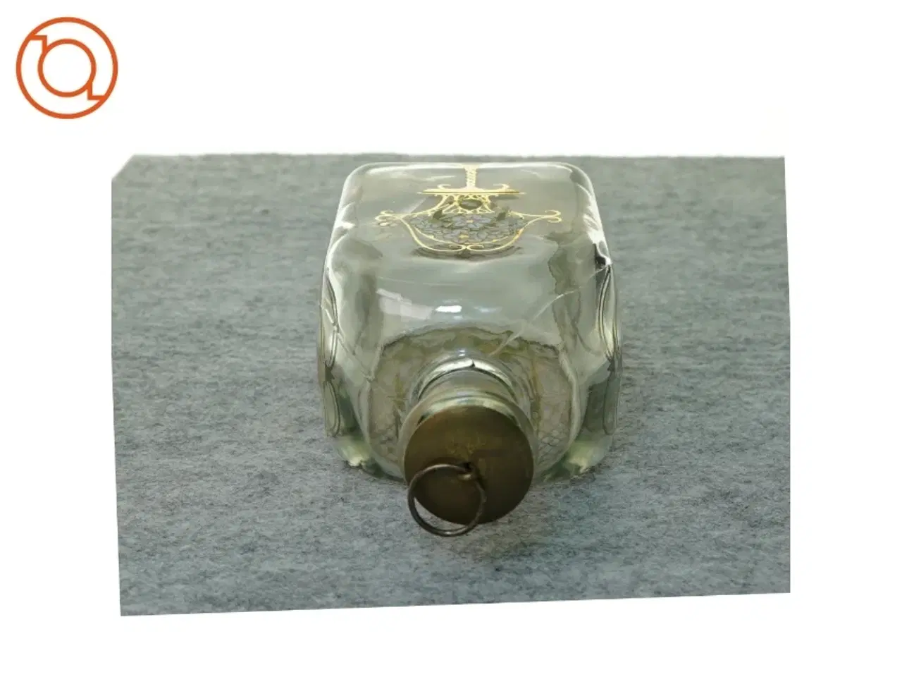 Billede 2 - Snapseflaske til julesnaps fra Holmegaard (str. 19 x 10 x 7 cm)