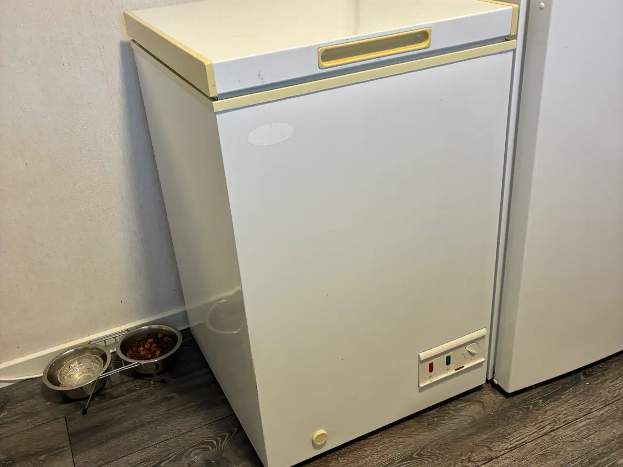 Billede 3 - Ældre lille fryser 