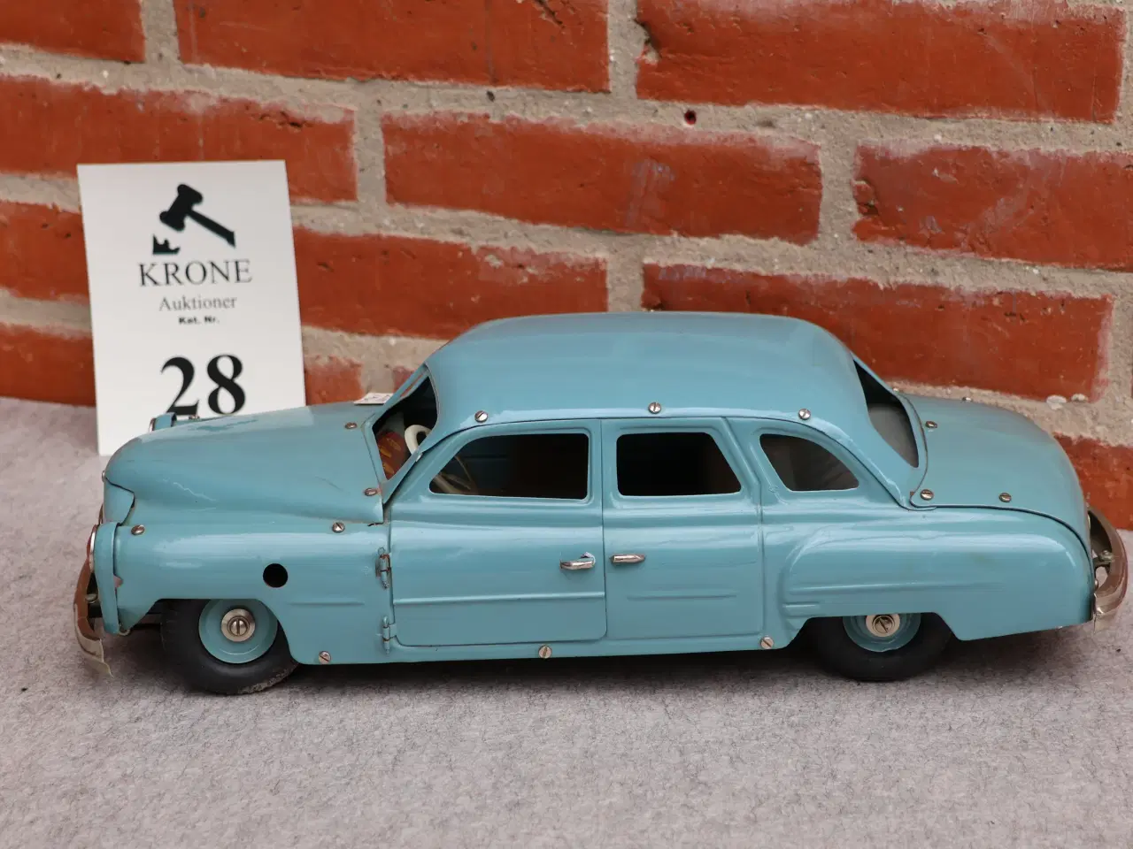 Billede 3 - Sjælden Gl metal bil GAZ-12 Zim. årg 1962.