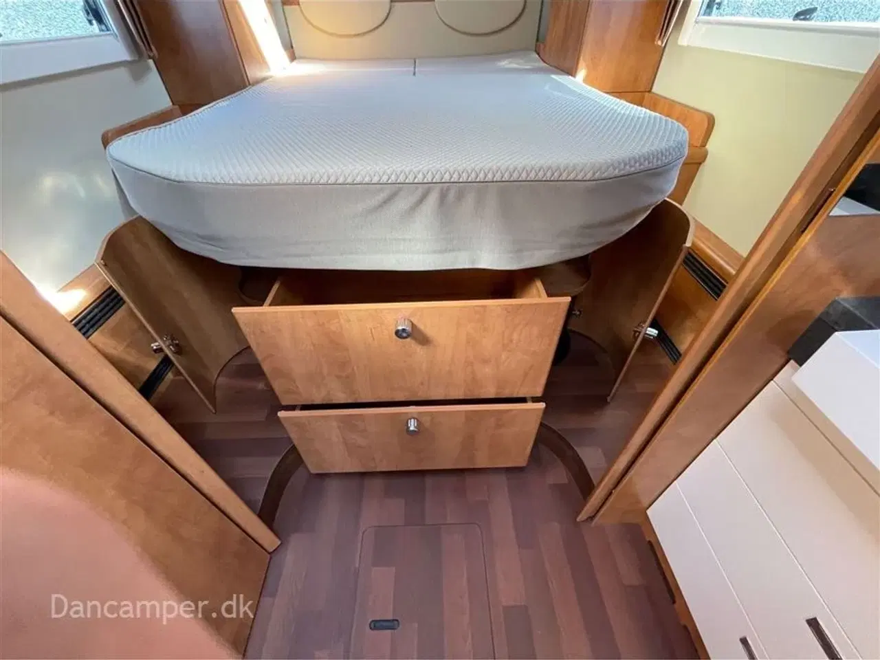 Billede 23 - 2019 - Carthago chic c line   Fiat Carthago Chic C-Line 5.0 – 180 hk | Totalvægt 5.000 kg  Eksklusiv og komfortabel autocamper i absolut topklasse! .