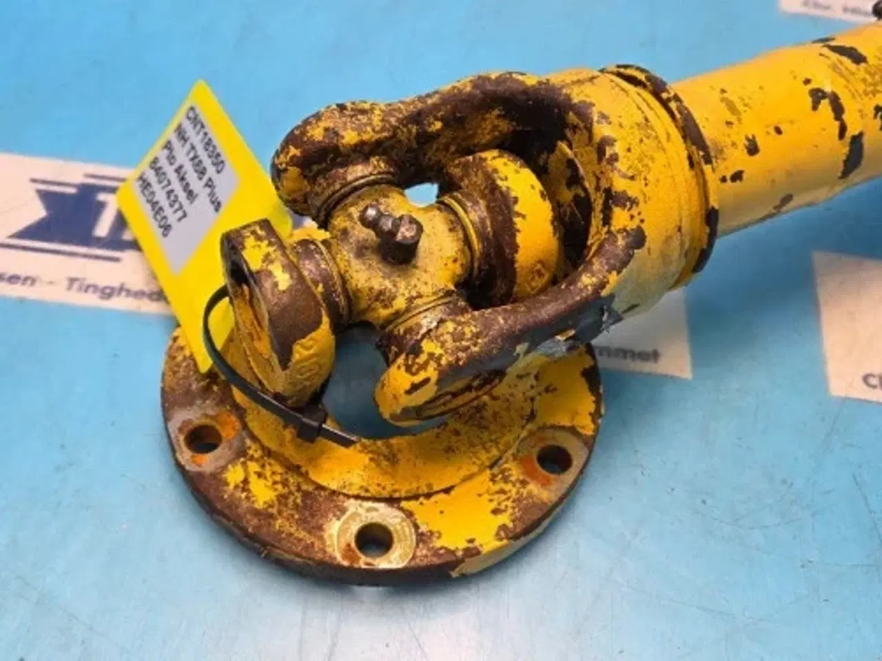 Billede 9 - New Holland TX68 Pto Aksel 84074377
