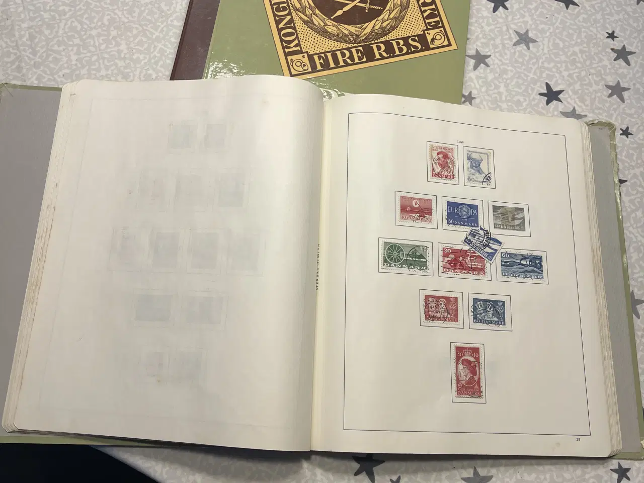 Billede 2 - 2 stk Stender Album DK , med mærker