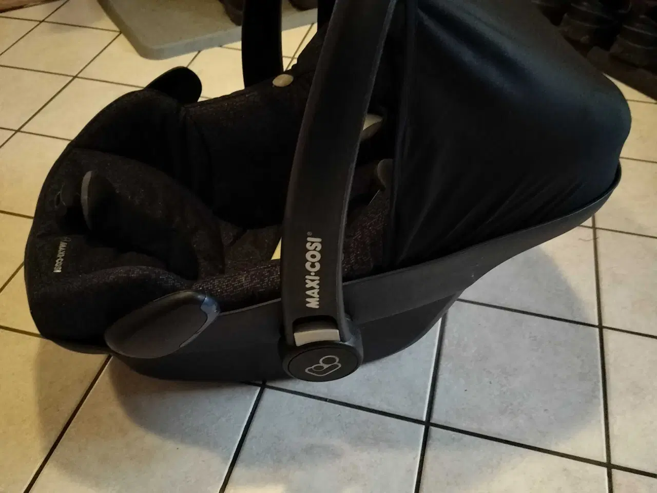 Billede 2 - Autostol til mindre børn 