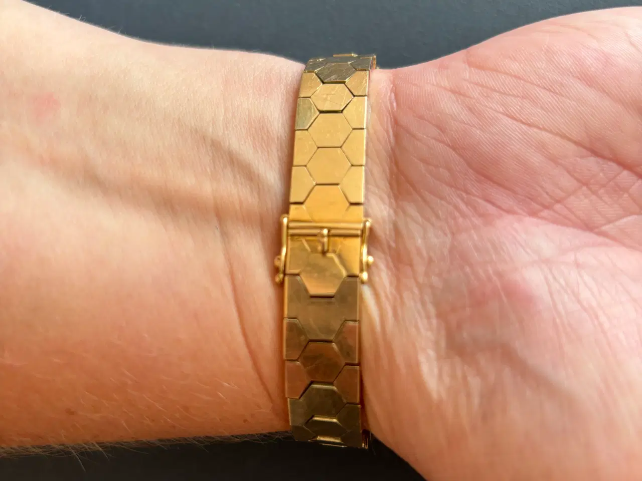 Billede 4 - Elegant guldarmbånd – 14 kt