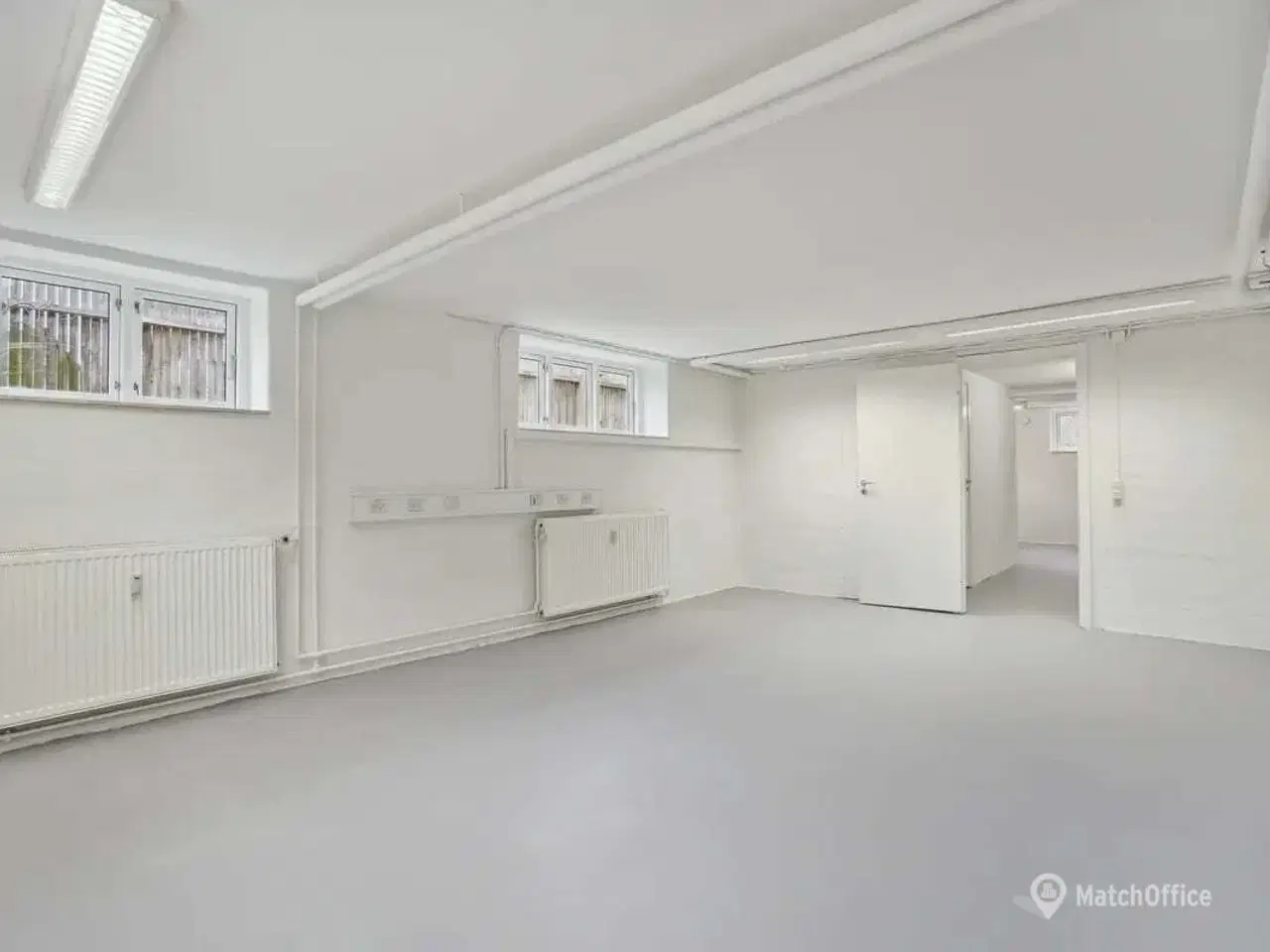 Billede 4 - Rummeligt lagerlejemål i Vanløse