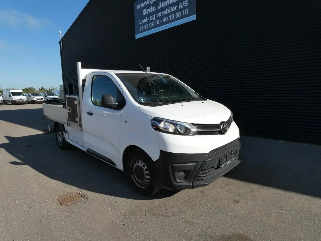 Billede 2 - Toyota Proace Medium 2,0 D Base++ 120HK Ladv./Chas. 6g