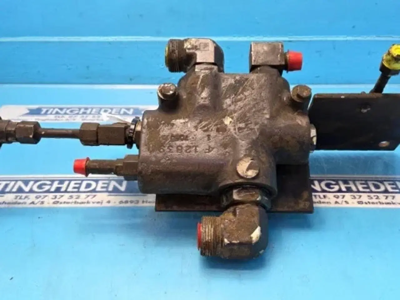 Billede 9 - New Holland 8970 Hydraulikventil 9821382