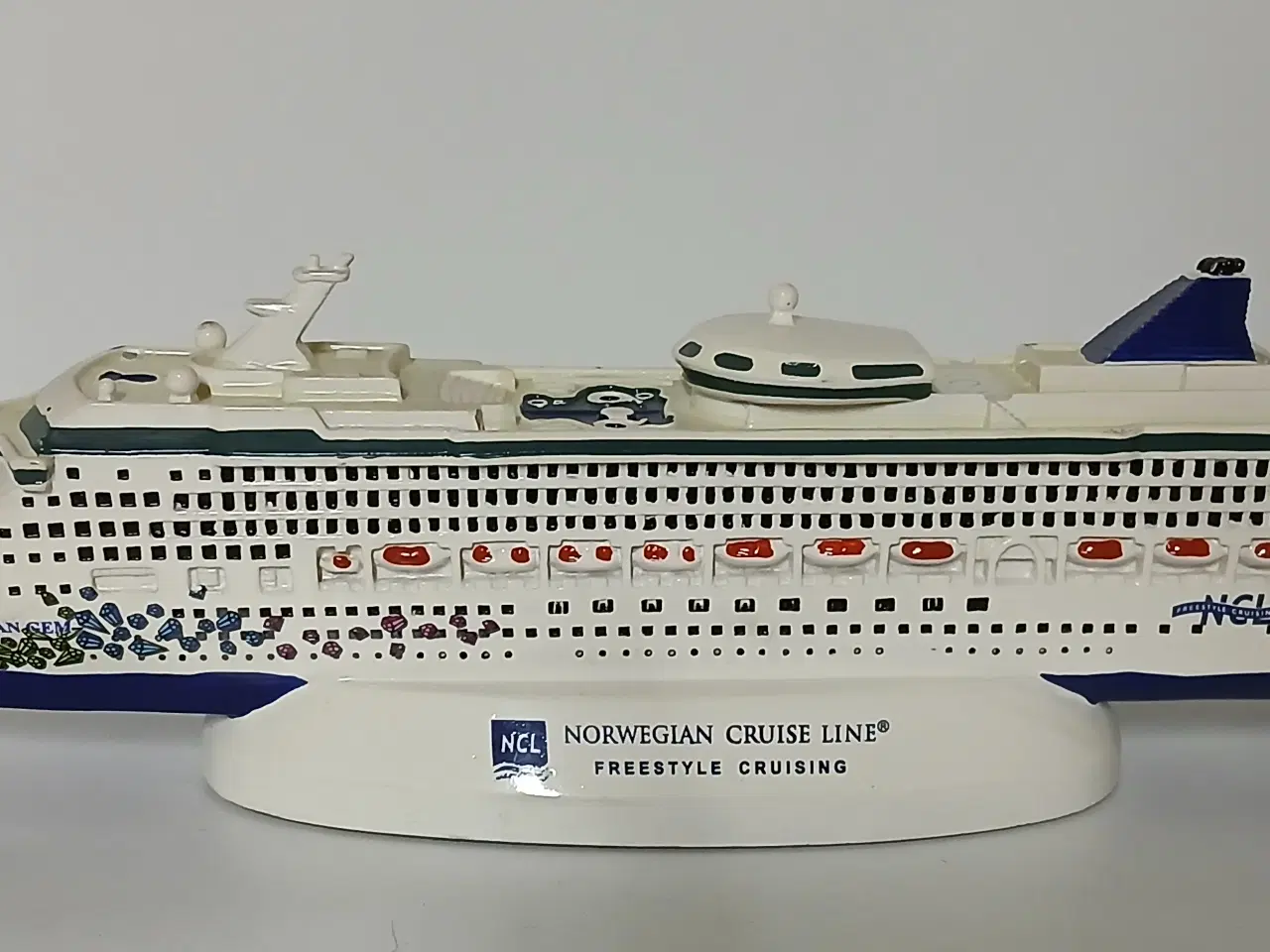 Billede 1 - Modelskib Norwegian Gem 