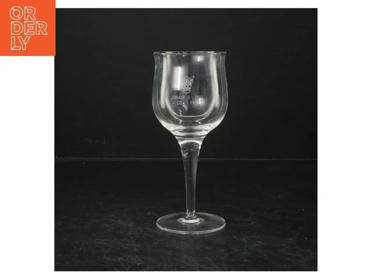 Billede 1 - Vin glas med indgravering (str. 17 cm)