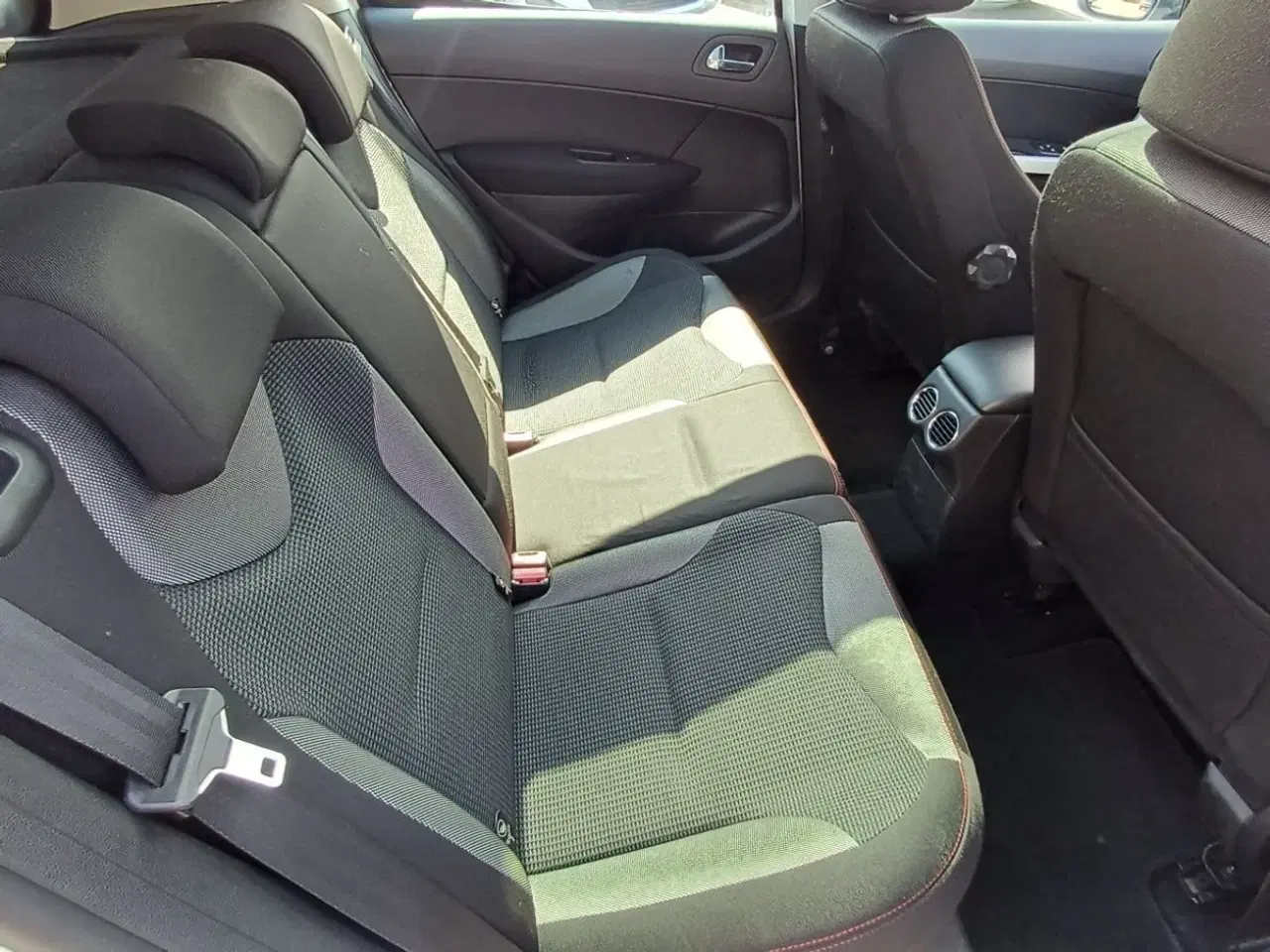 Billede 18 - Peugeot 308 1,6 HDi 110 Sportium