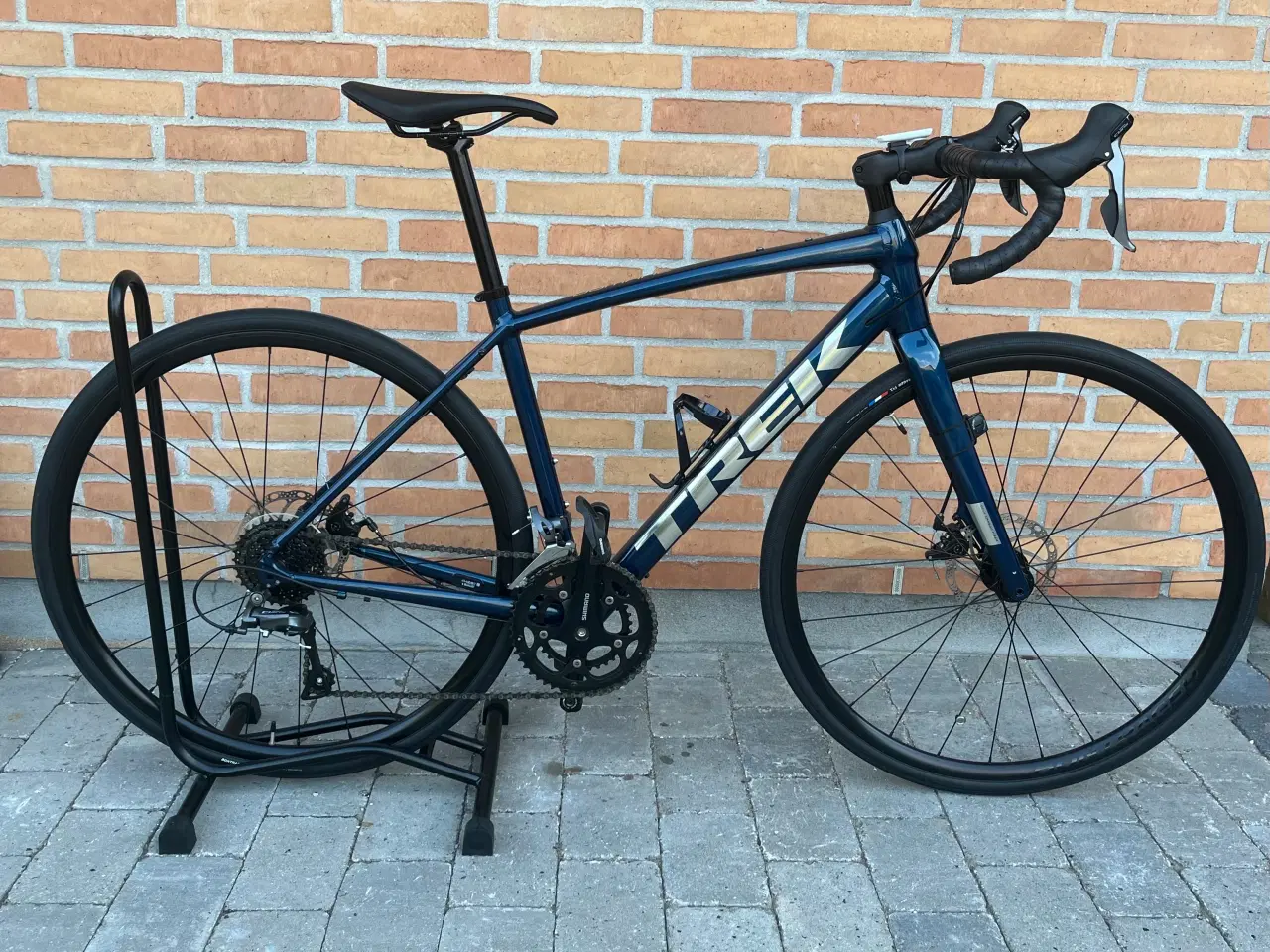 Billede 1 - Racercykel - Trek Domane AL 2 Disc