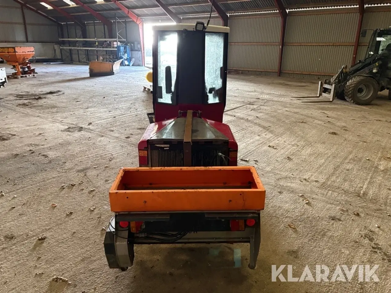 Billede 4 - Redskabsbærer Timan 3400 4WD med udstyr