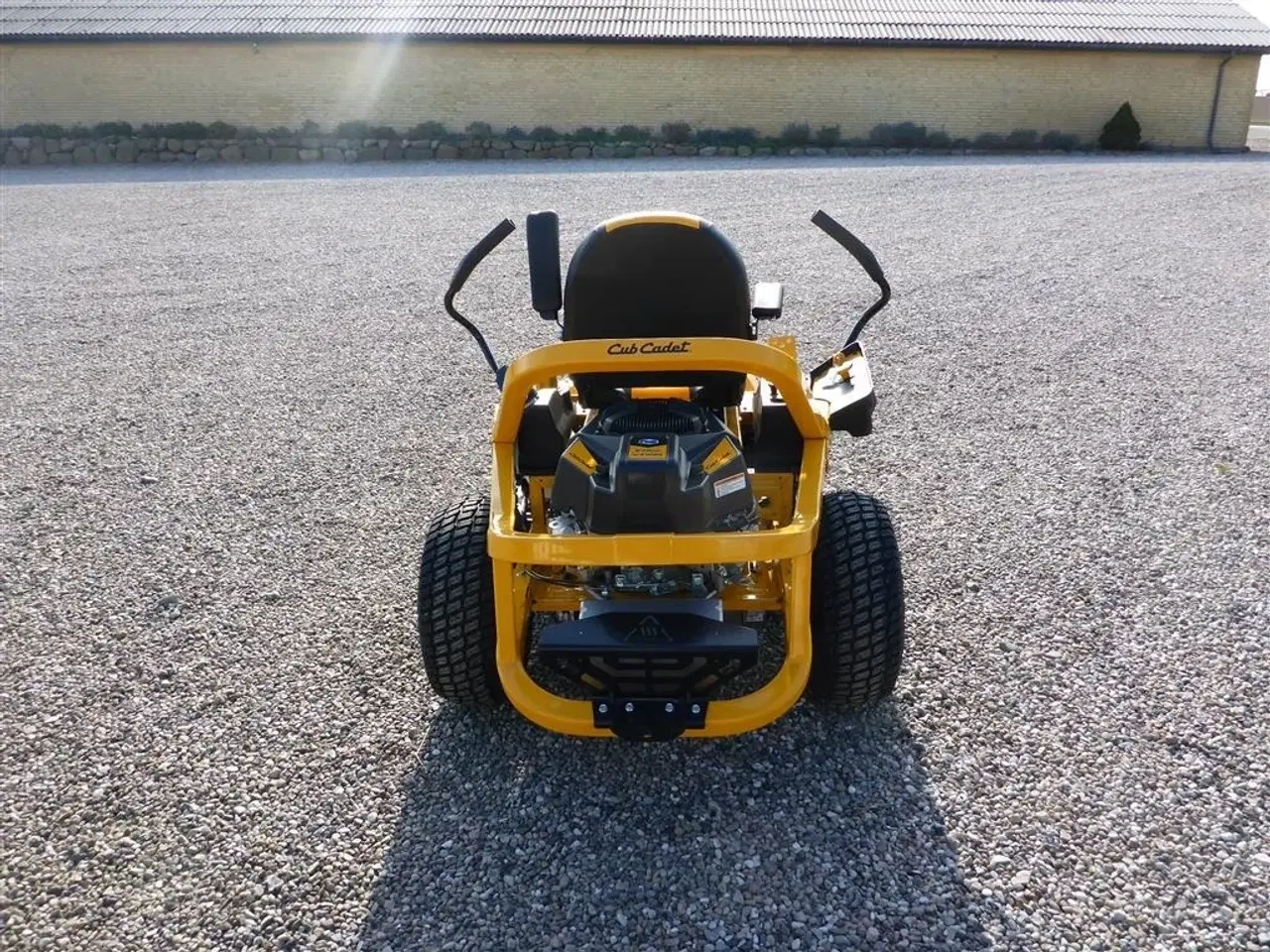 Billede 3 - Cub Cadet XZ5 L107  Med V-Twin motor