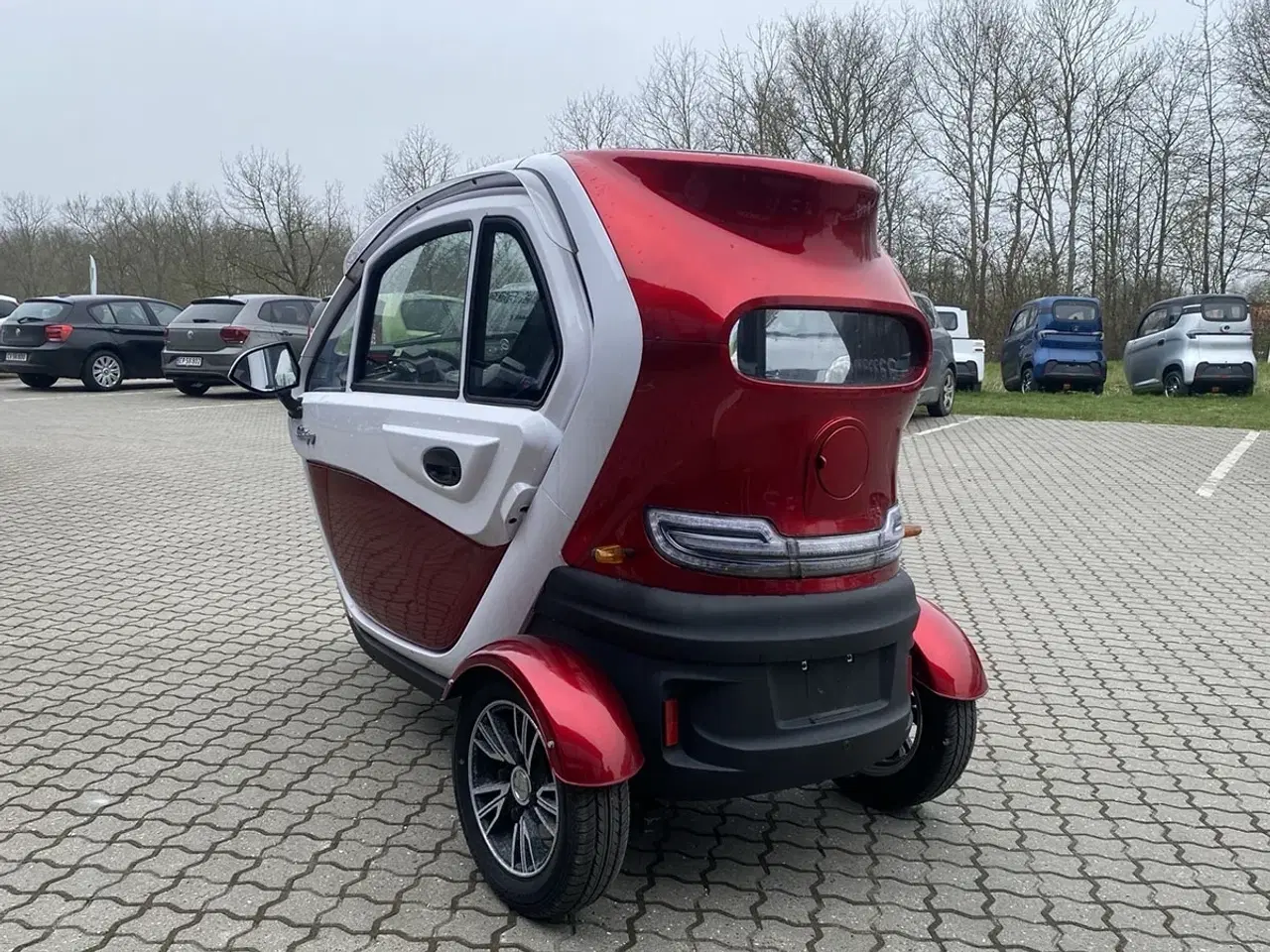 Billede 2 - Urban rød/hvid