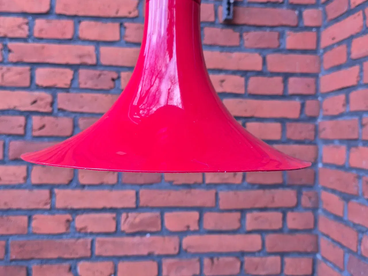 Billede 14 - Herlig rød trompetpendel