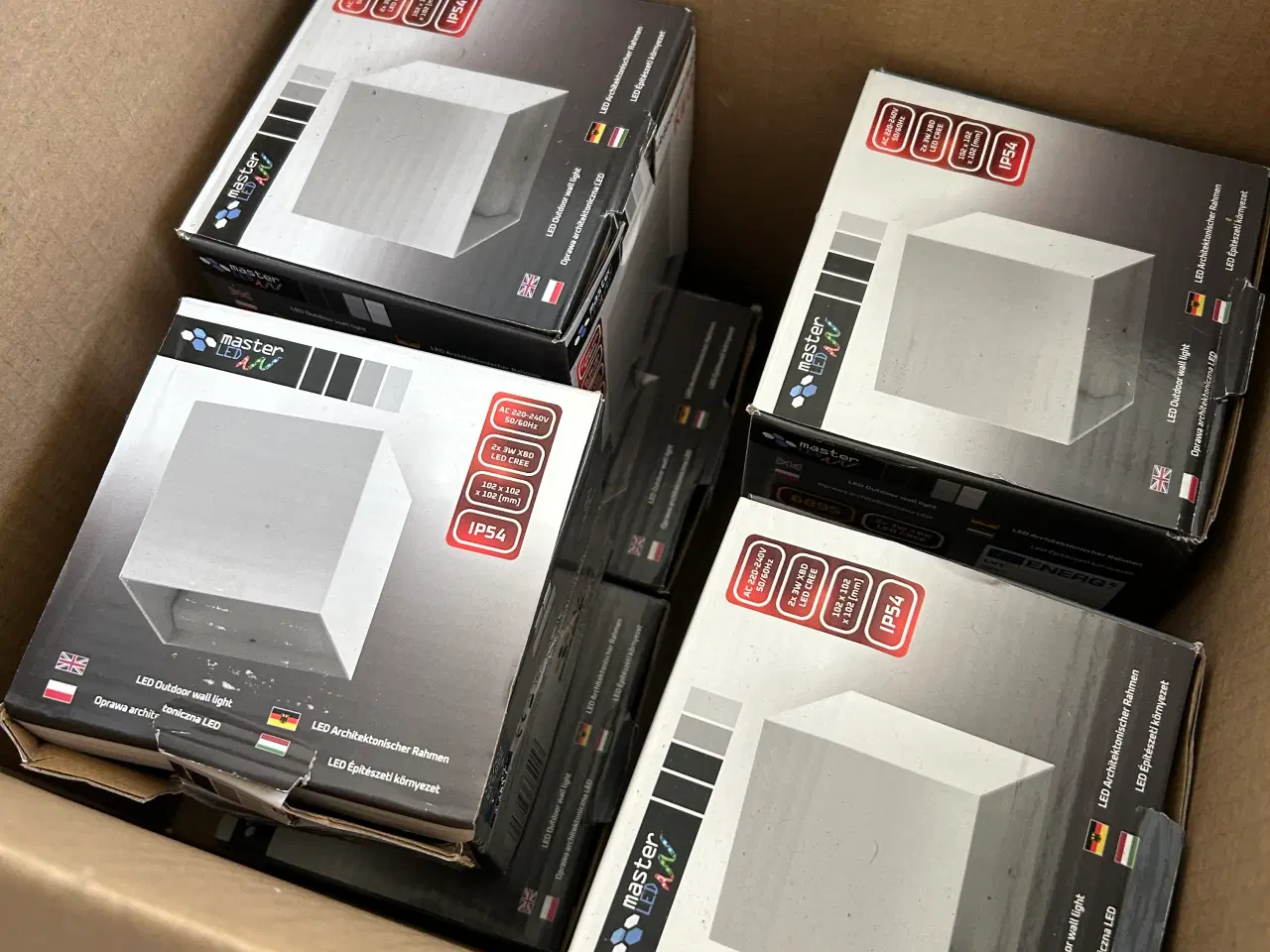 Billede 3 - Flotte kubiske lamper,  sælges pga. køb.