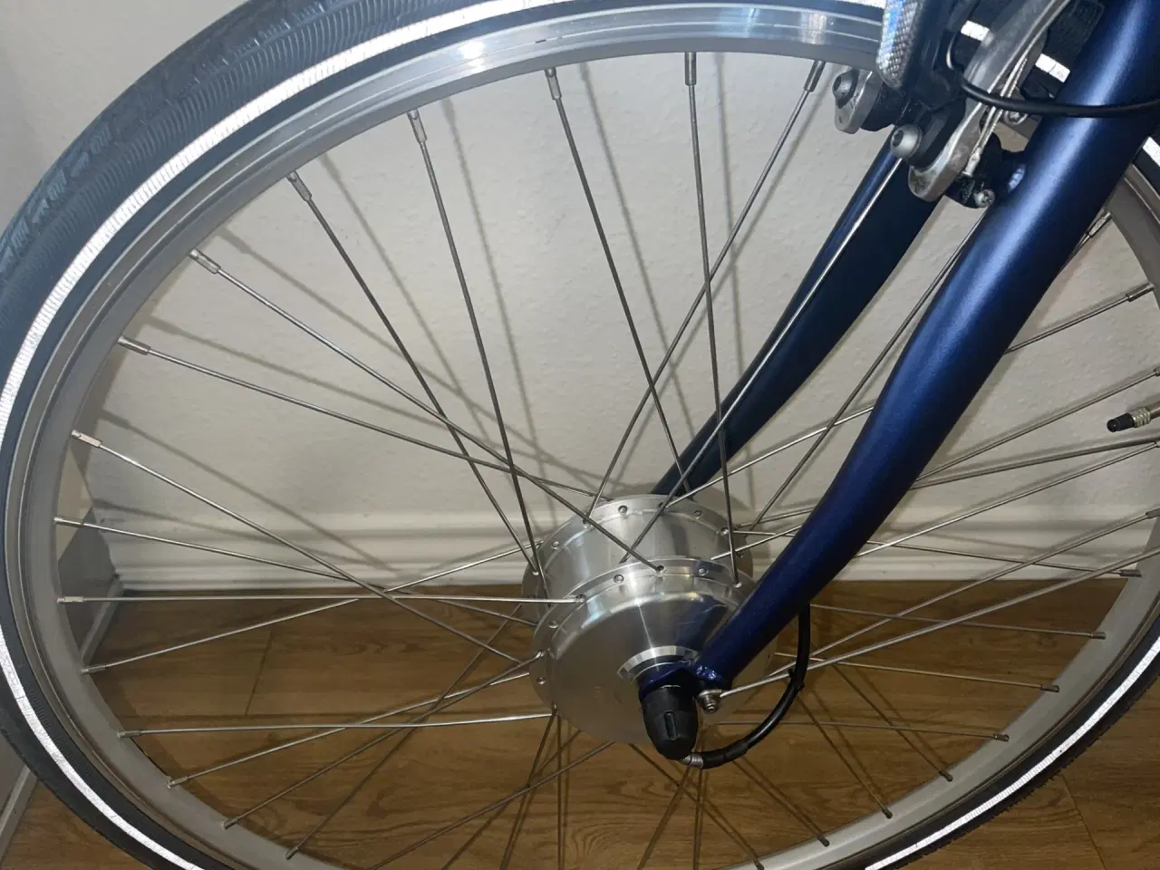 Billede 3 -  flot raleigh darlington dame elcykel 28"  7 gear.