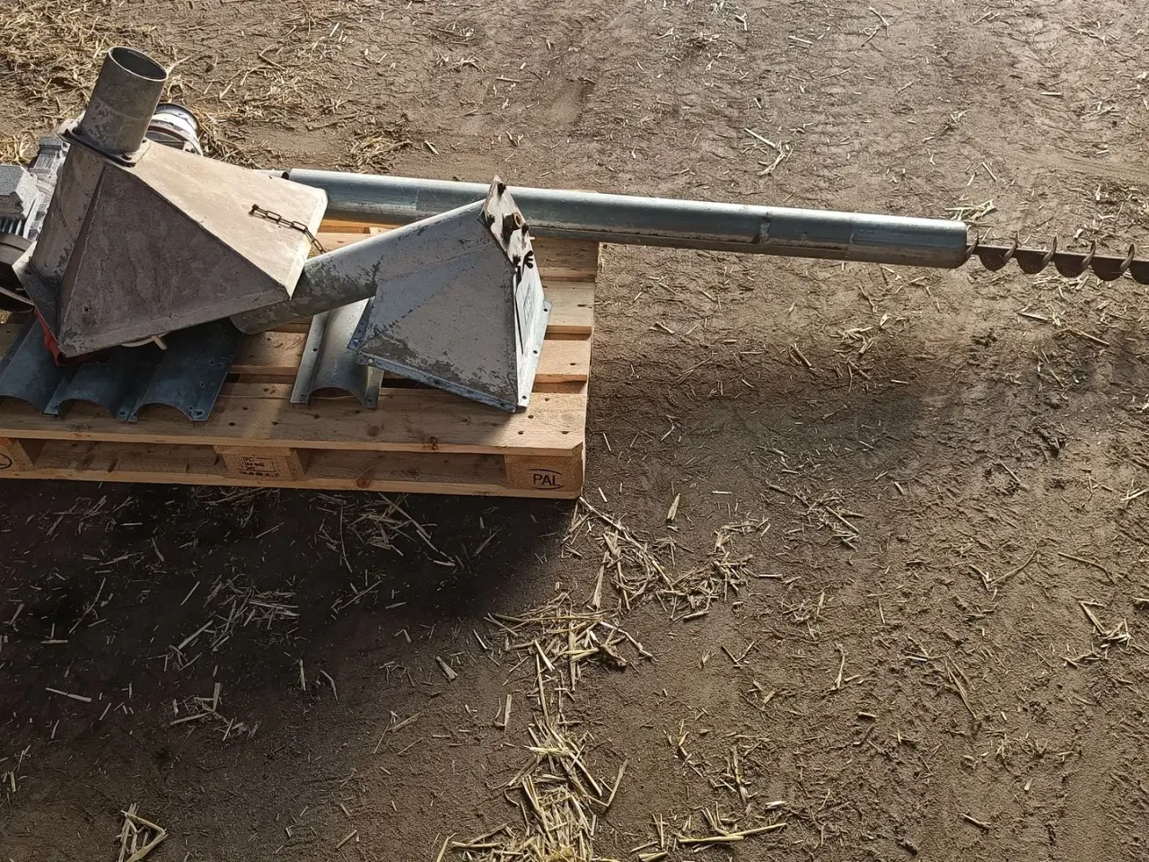 Billede 3 - BM ø102 snegl, ca. 2,5 meter