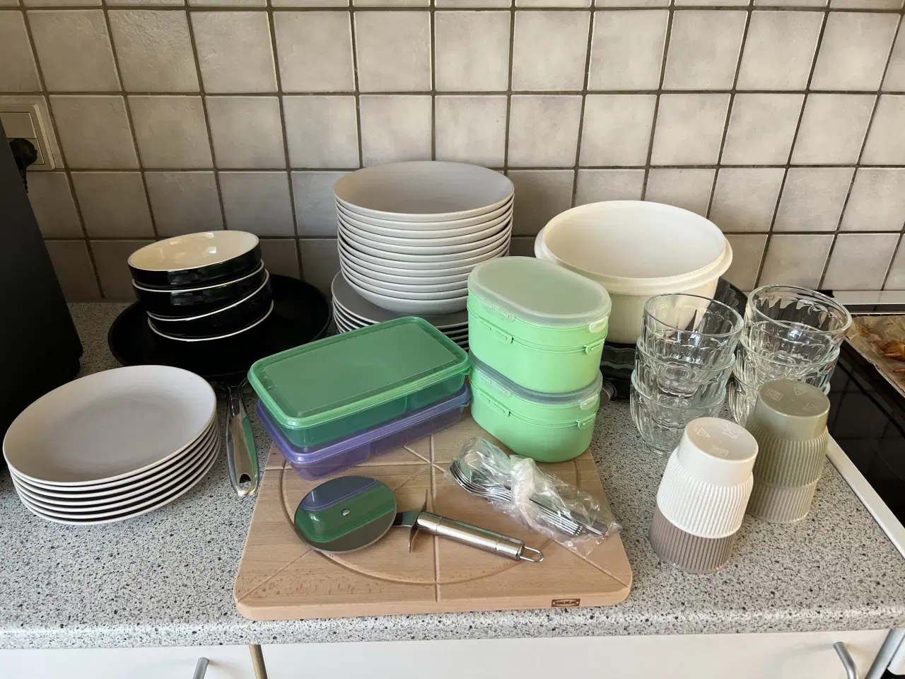 Billede 1 - Stor flyttehjemmefra køkkenkasse