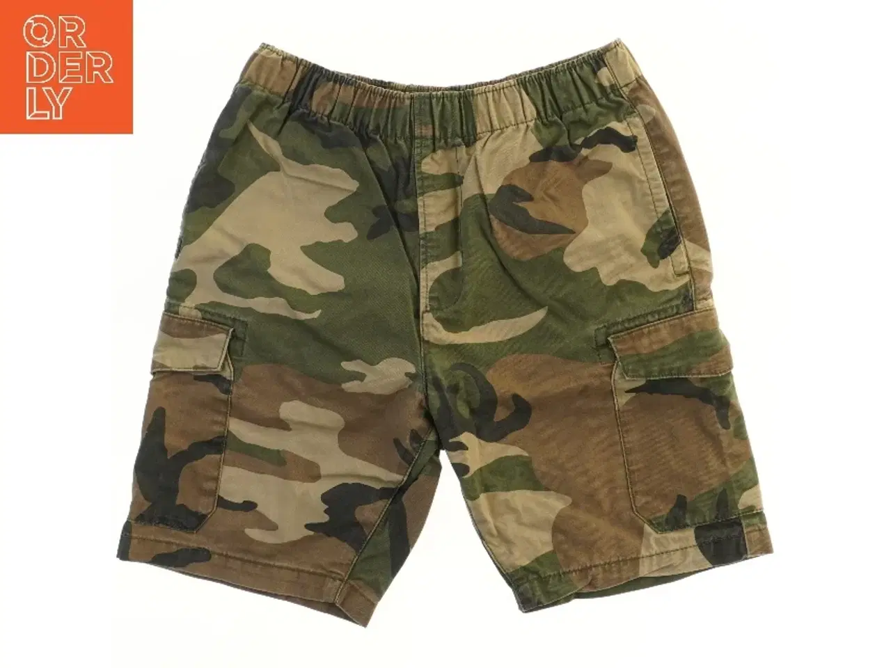 Billede 1 - Cargoshorts med camouflage-mønster fra Next (str. 146)