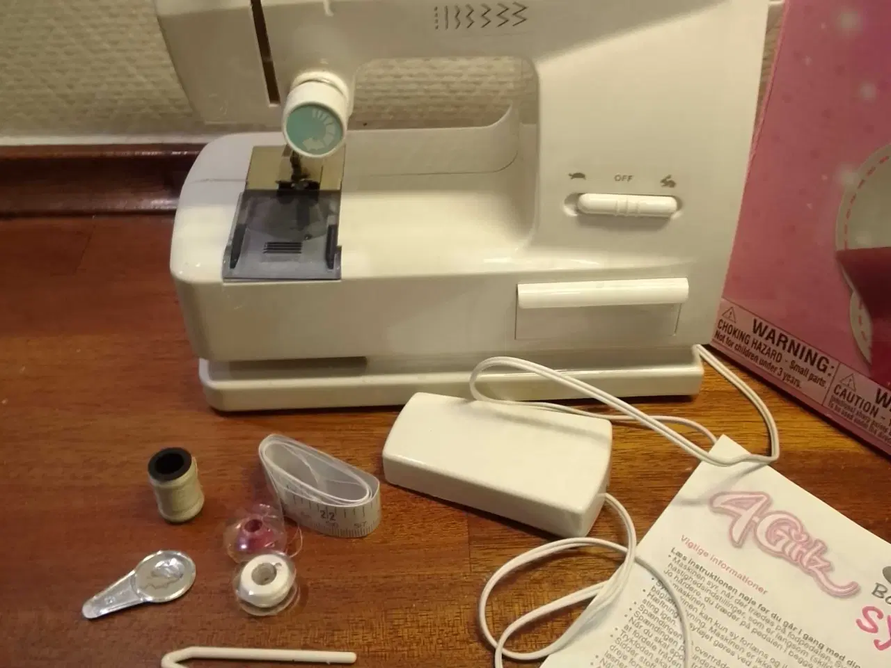 Billede 2 - Symaskine til batteri, 7 forskellige sting 