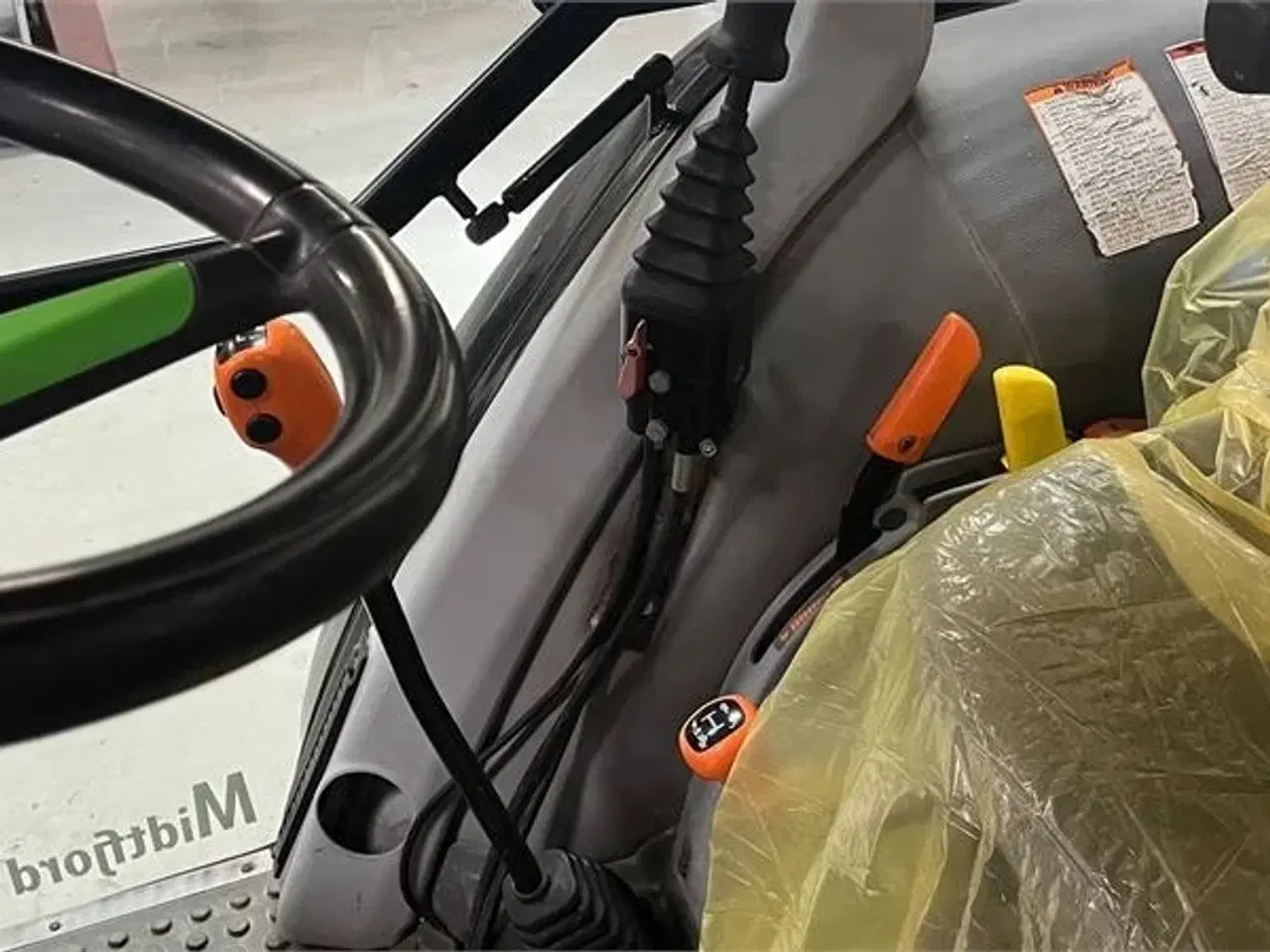 Billede 8 - Deutz-Fahr Agrofarm 100 M. Læsser 3000 timer