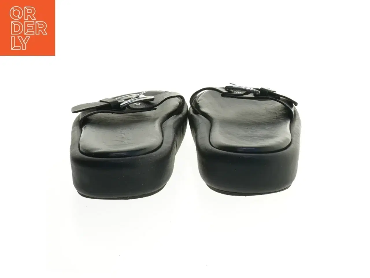 Billede 2 - Sorte sandaler med rem fra Mng (str. 42 )