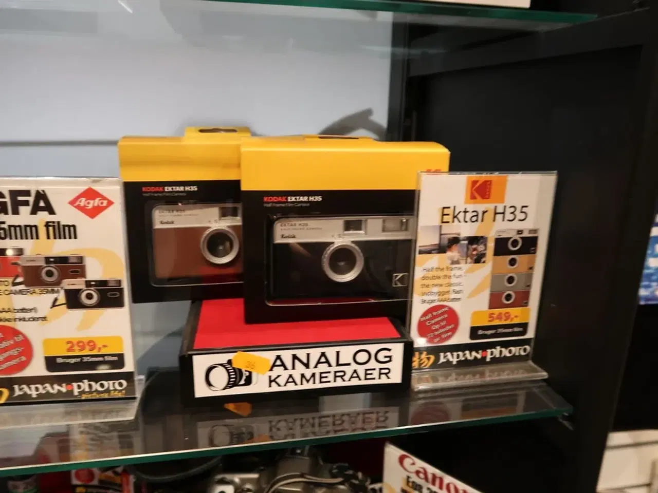 Billede 1 - 2 stk. analog kameraer EKTAR H35