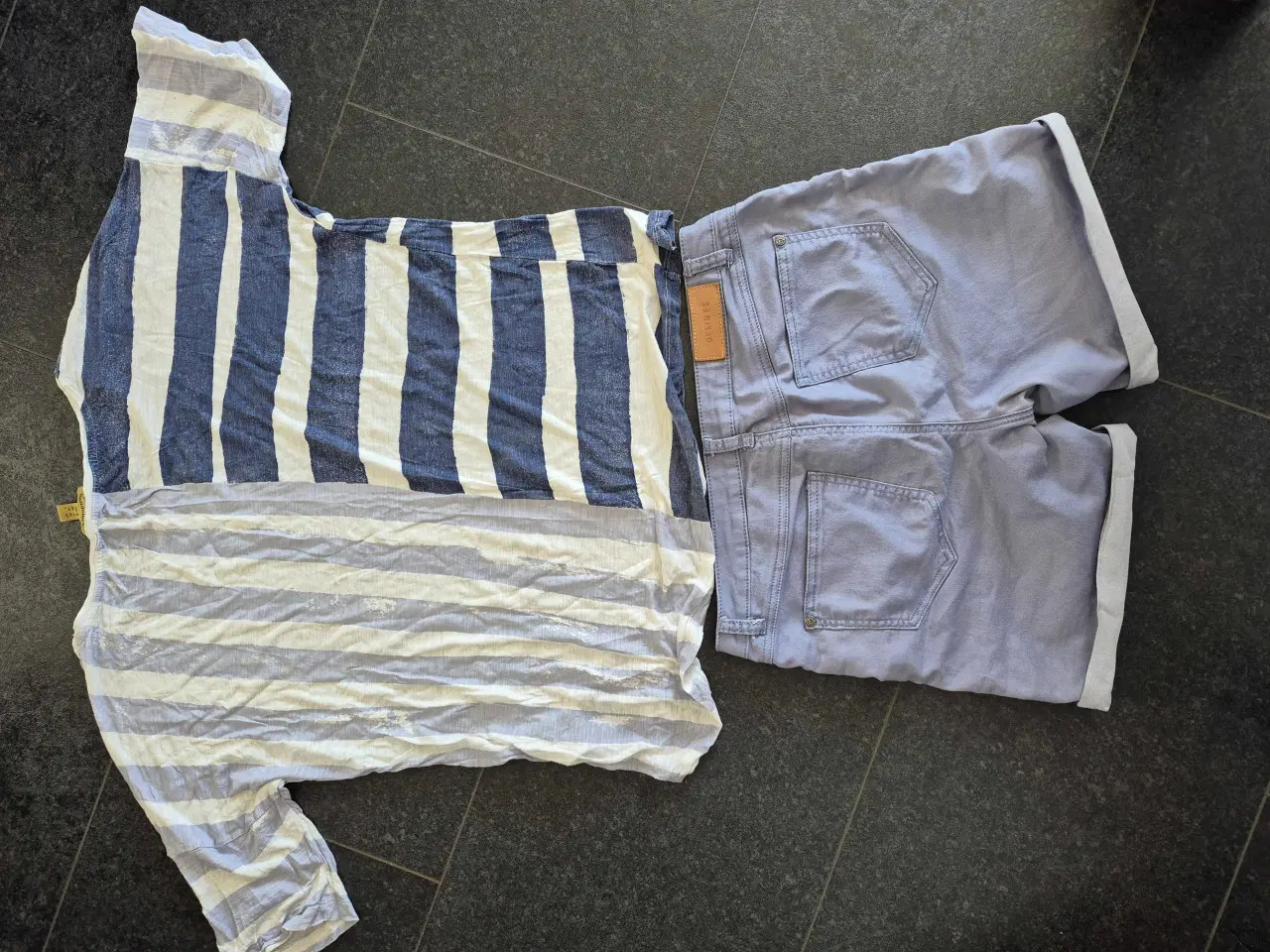 Billede 7 - Shorts sæt med tshirts