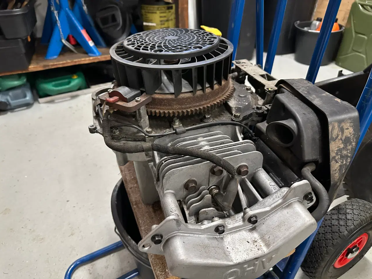 Billede 3 - 15 hk Kohler motor sælges i dele 