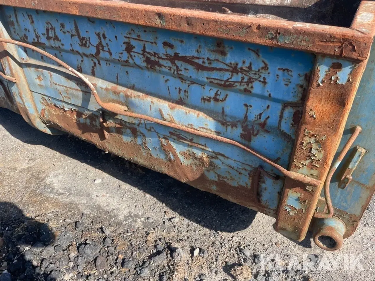 Billede 12 - Container åbent