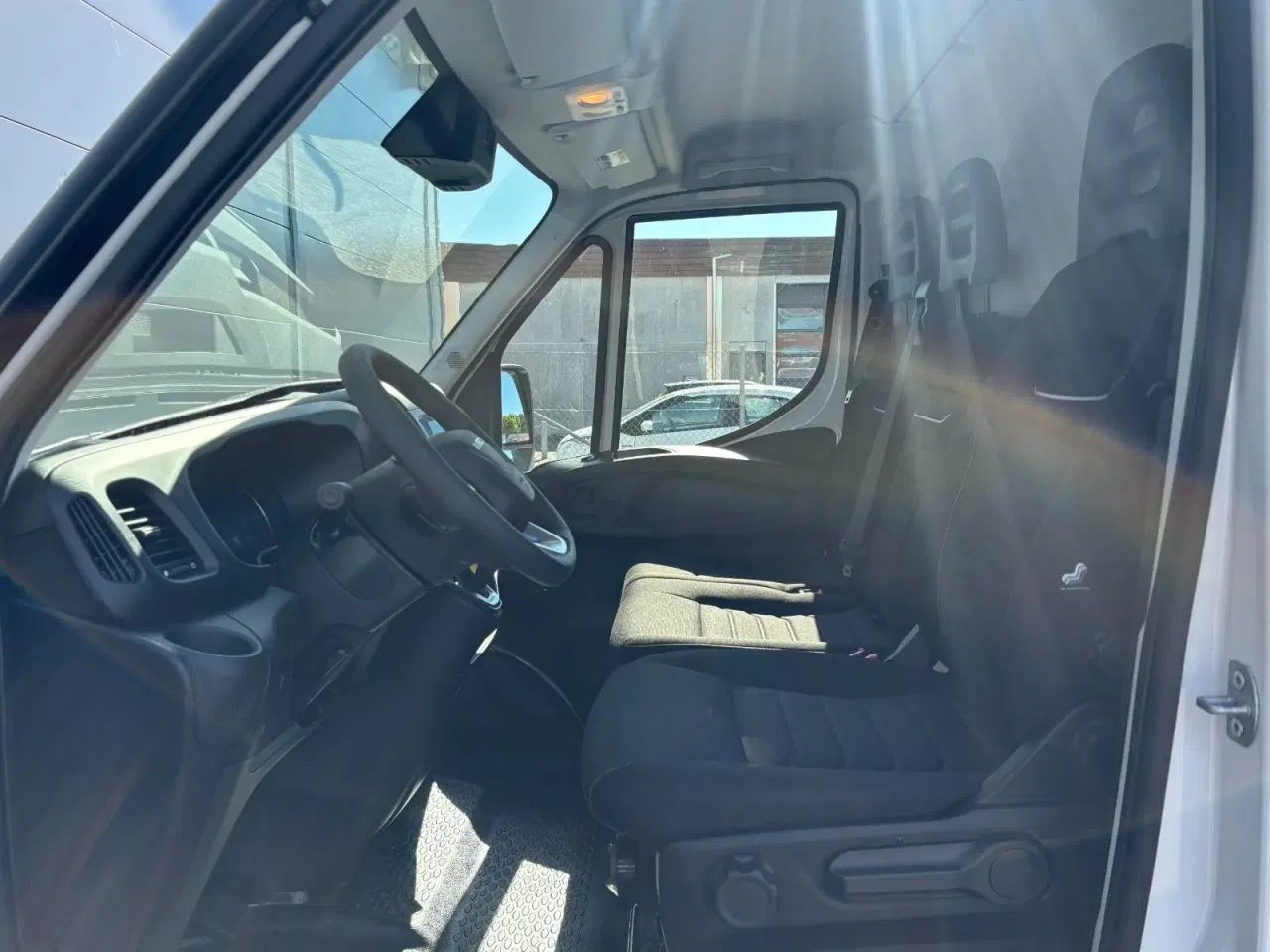 Billede 12 - Iveco Daily 2,3 35S16 9m³ Van AG8