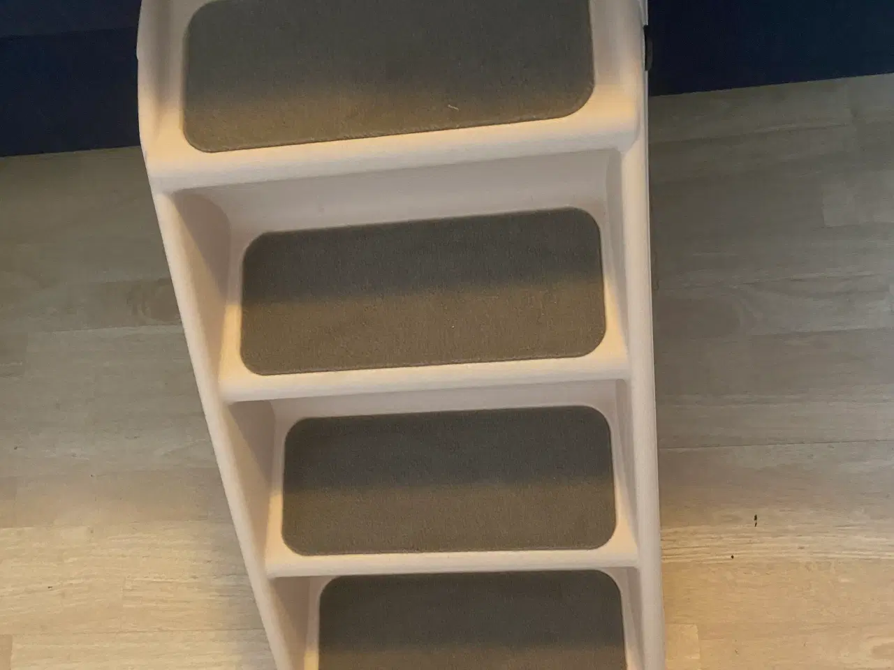 Billede 2 - Flot hundetrapper som nyt L61XB40XH49cm