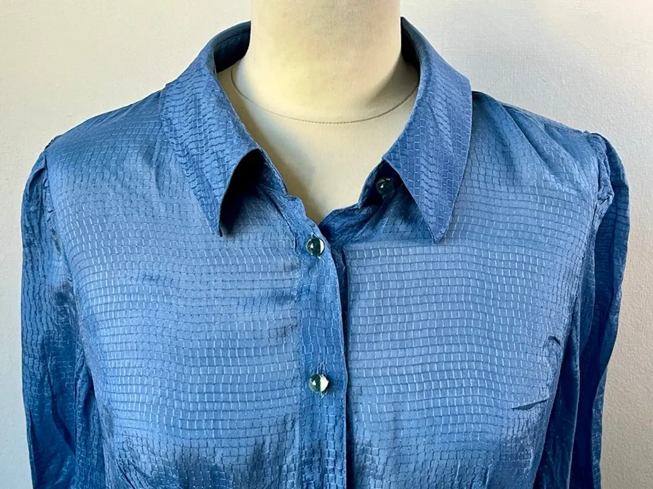 Billede 2 - SportMax, silkeskjorte, str 40