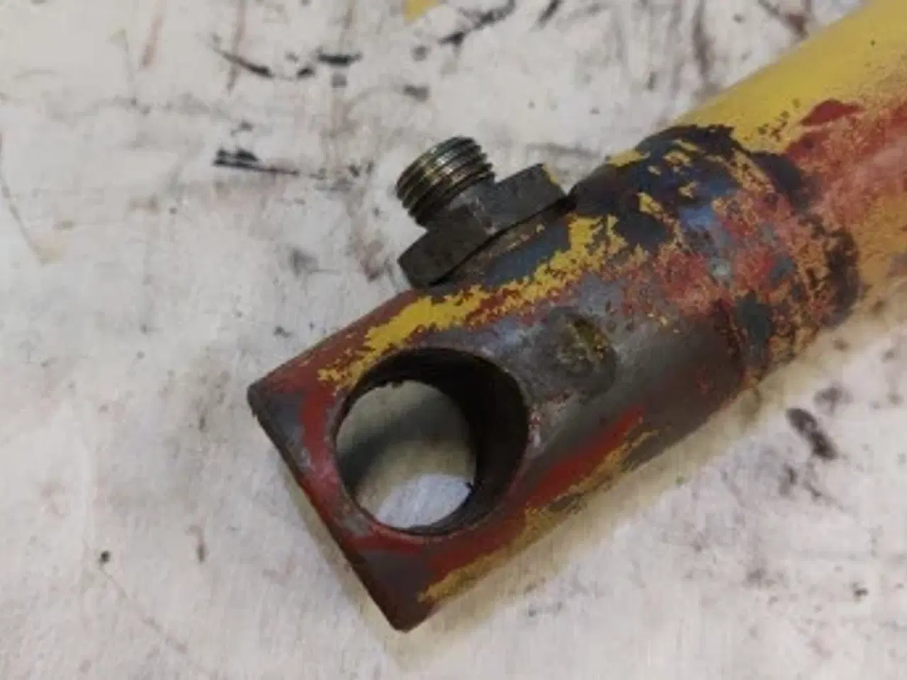 Billede 4 - New Holland TX36 Cylinder 80350307 Stel 1570079