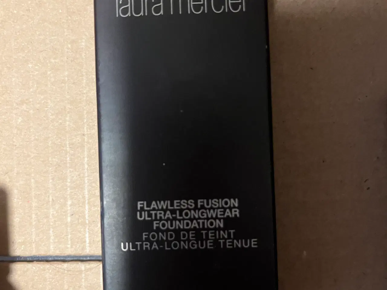 Billede 1 - Laura Mercier Foundation