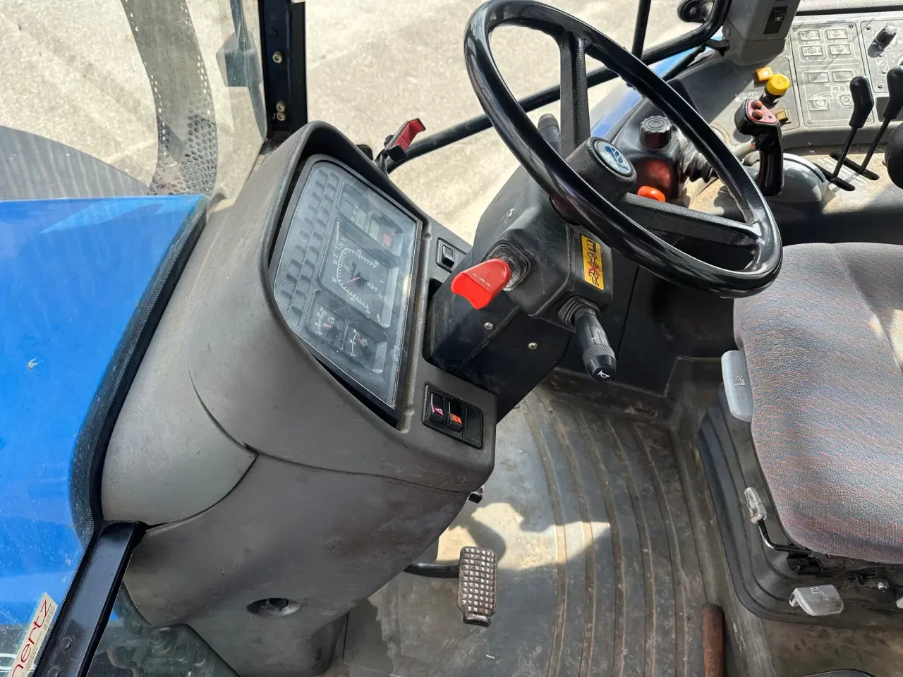 Billede 6 - New Holland TM 150 RC med HEVA Frontlift.