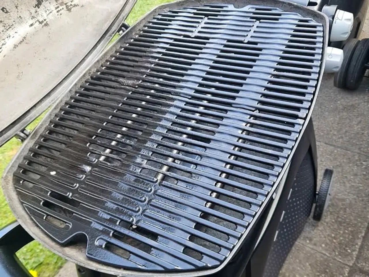 Billede 3 - Weber gasgrill Q3200