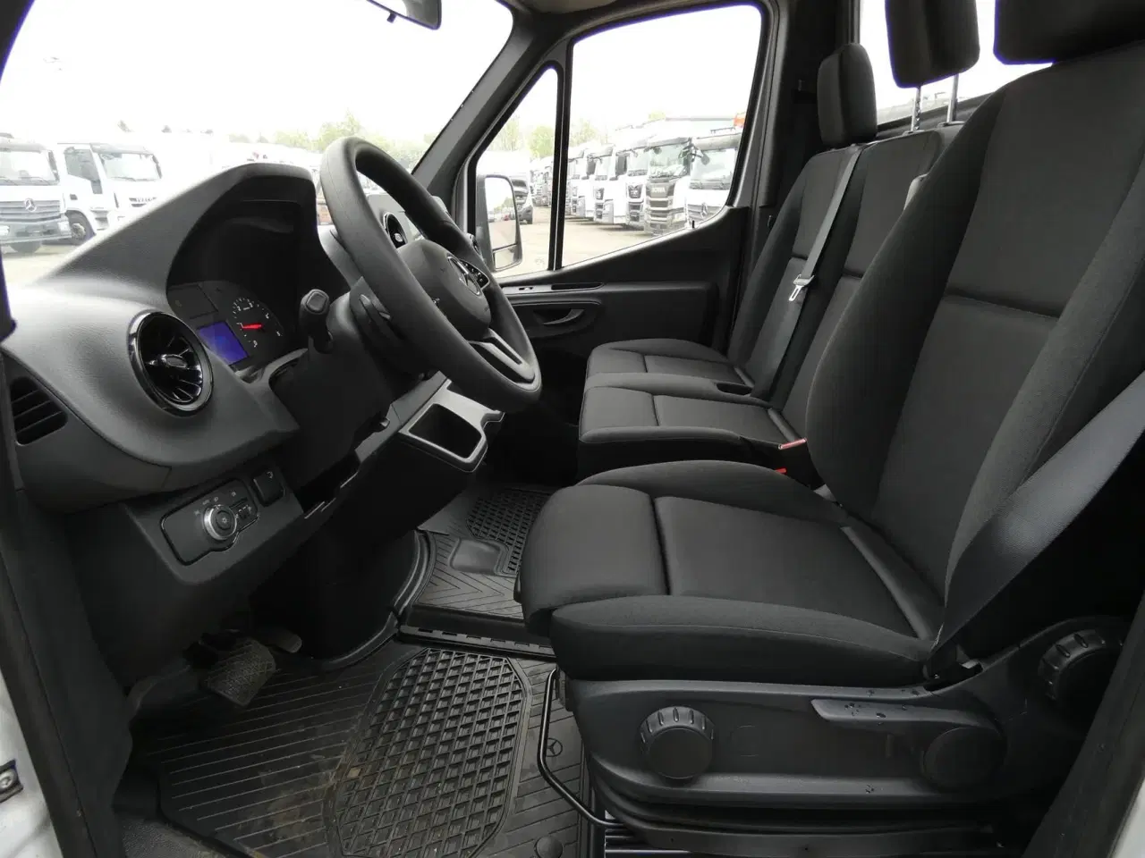 Billede 8 - Mercedes-Benz Sprinter 317 2,0 CDI A3 RWD 9G-Tronic 170HK Ladv./Chas. 9g Aut.